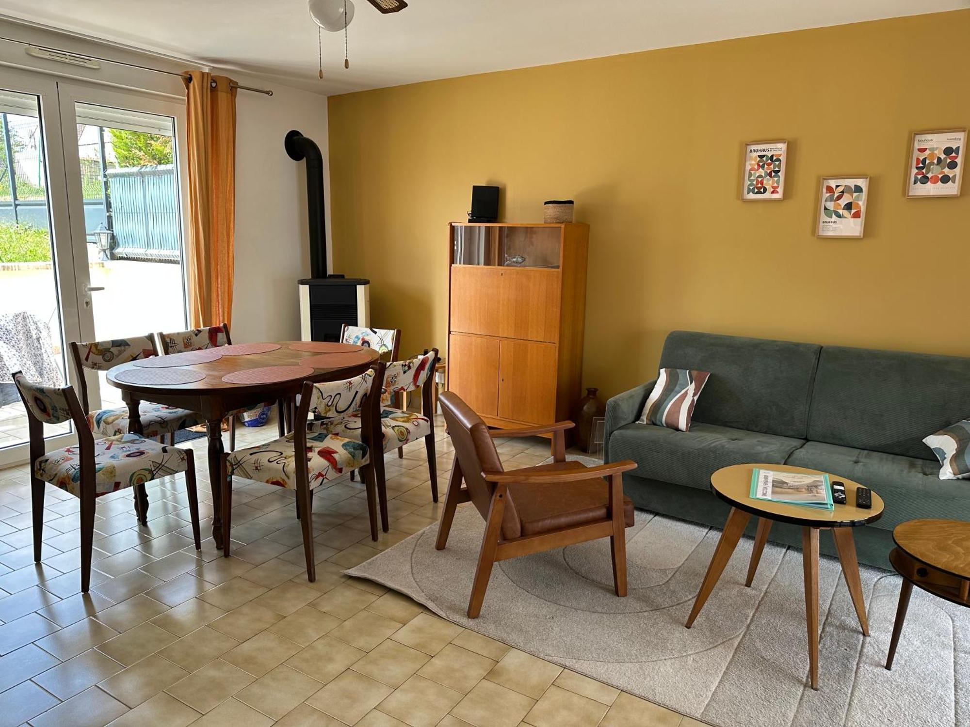 Maison Seventies Climatisee, Parking Prive Шабли Екстериор снимка